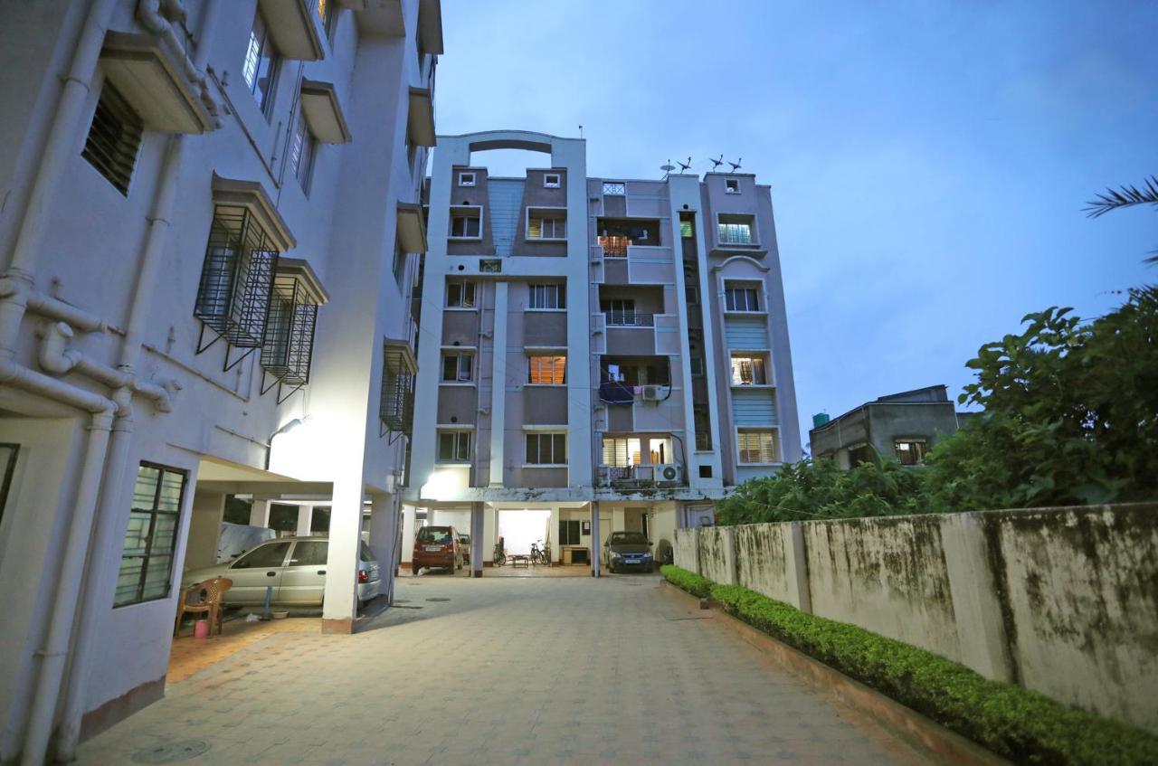 Oyo 14818 Sudarshan Apartment Колката Екстер'єр фото