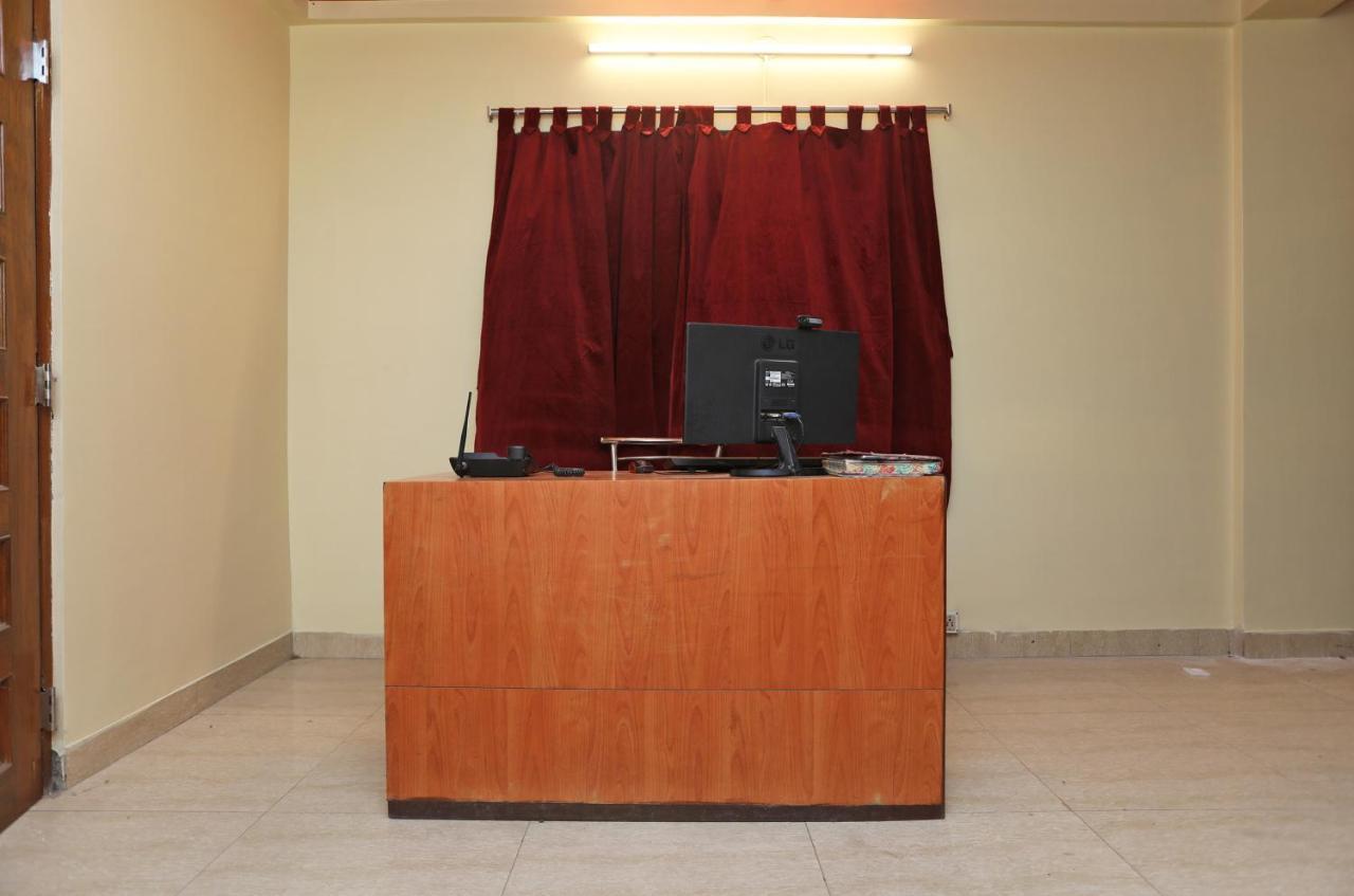 Oyo 14818 Sudarshan Apartment Колката Екстер'єр фото